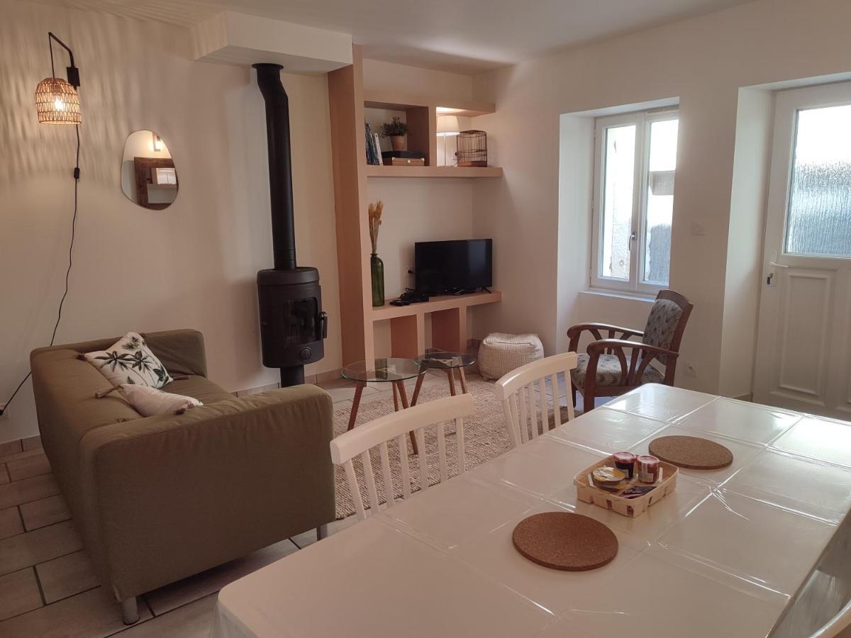 Maison De Village 教皇新堡 外观 照片